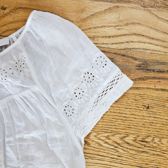 Joie Size S $150 100% Ramie Blouse Lace Details Pure White Excellent Condition - Picture 3 of 9